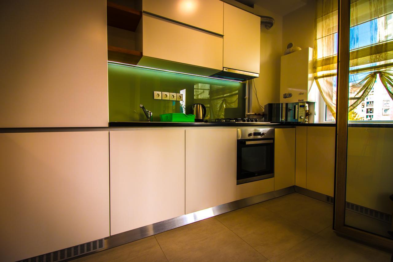 Top Trio Residence بوخارست المظهر الخارجي الصورة