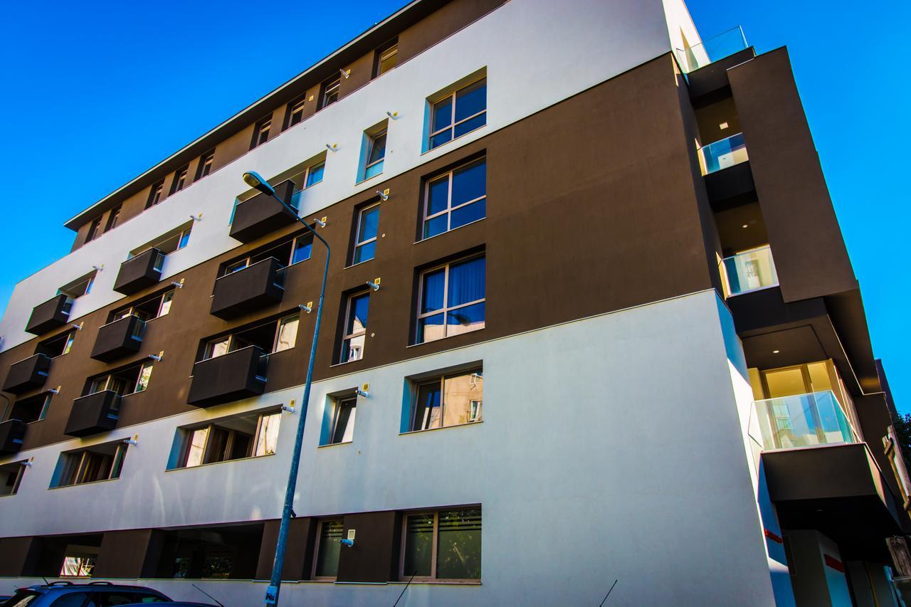 Top Trio Residence بوخارست المظهر الخارجي الصورة