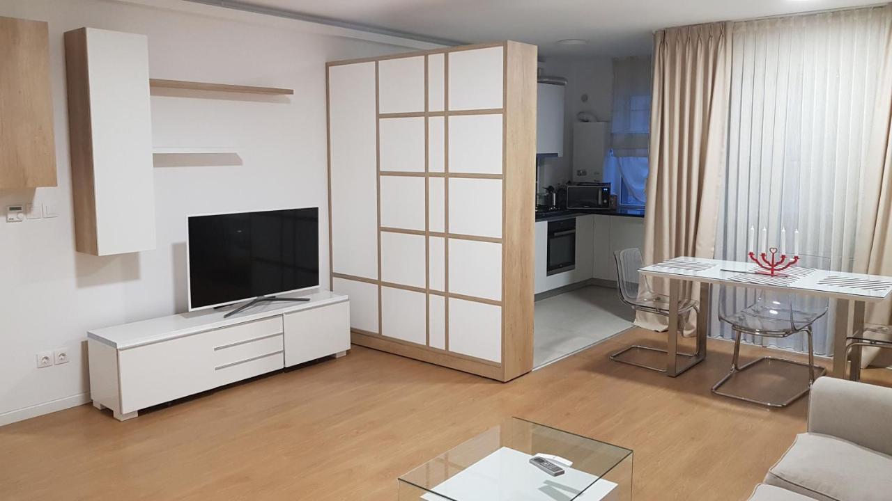 Top Trio Residence بوخارست المظهر الخارجي الصورة